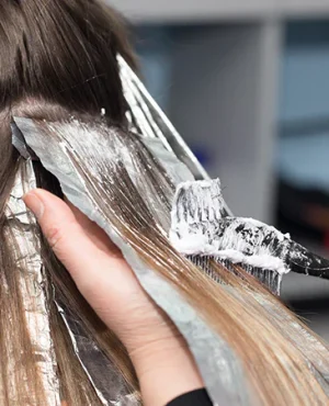 Applying-the-bleach-with-brush